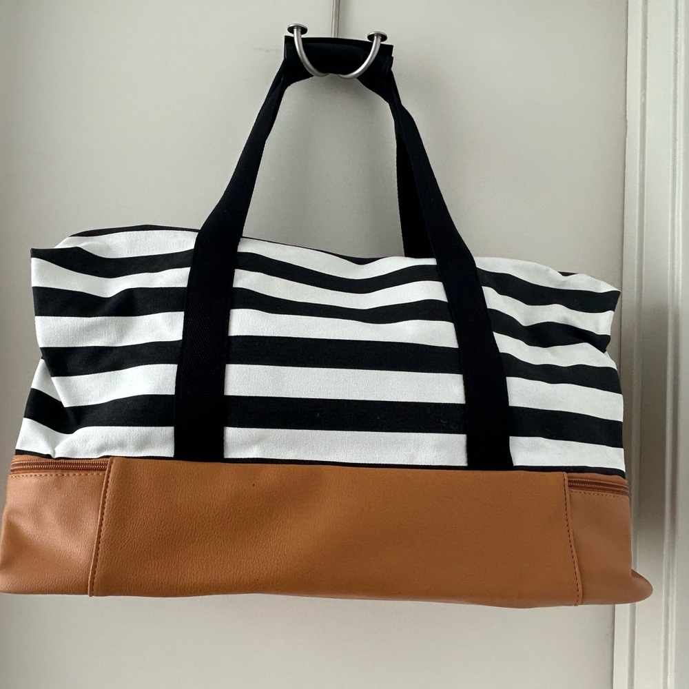 DSW Black and White Striped Travel Bag with Tan Accents